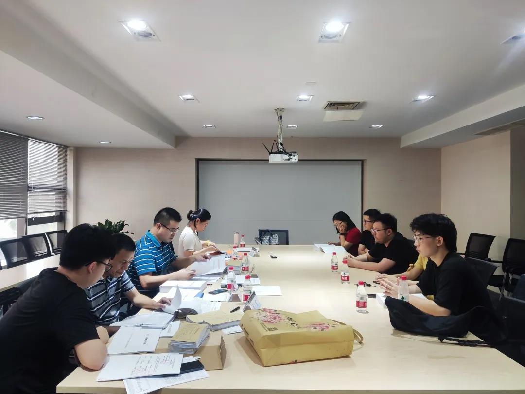 平阳县高新技术企业形式审查工作在平阳印包装备产业创新服务综合体开展