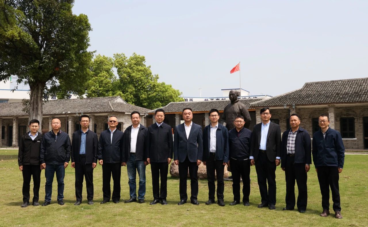 温州大学党委书记钱强调研平阳研究院